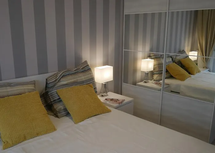 Blue Sky アパート *